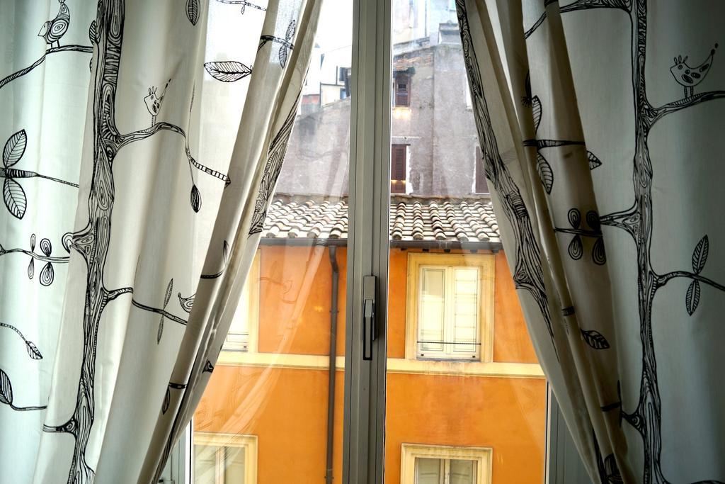 Holidays Banchi Vecchi Apartment Roma Esterno foto